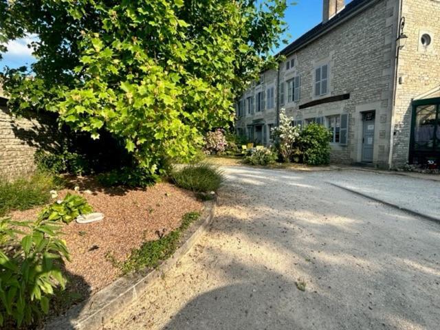 Chambres D'Hotes Dans Une Maison De Caractere Mussey-sur-Marne Luaran gambar